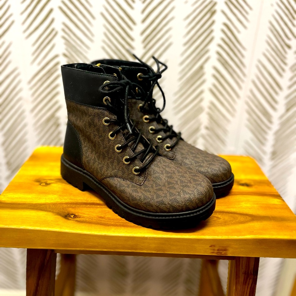 Michael Kors Alistair Signature Logo Combat Boot. Women’s size 6.5. NWOT